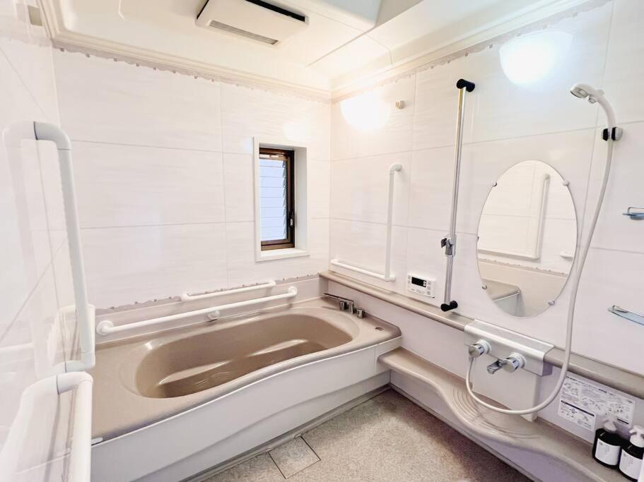 Ferienwohnung ひねもす101:宇野駅から車で5分 直島へ 最大8名様 古民家 Tamana Exterior foto
