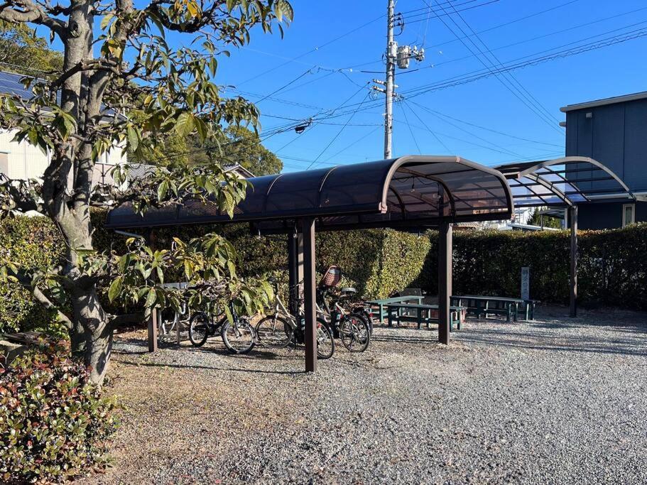 Ferienwohnung ひねもす101:宇野駅から車で5分 直島へ 最大8名様 古民家 Tamana Exterior foto